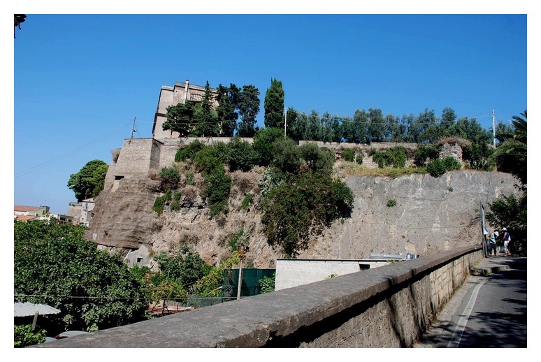 Sorrento: antiche mura quattrocentesche